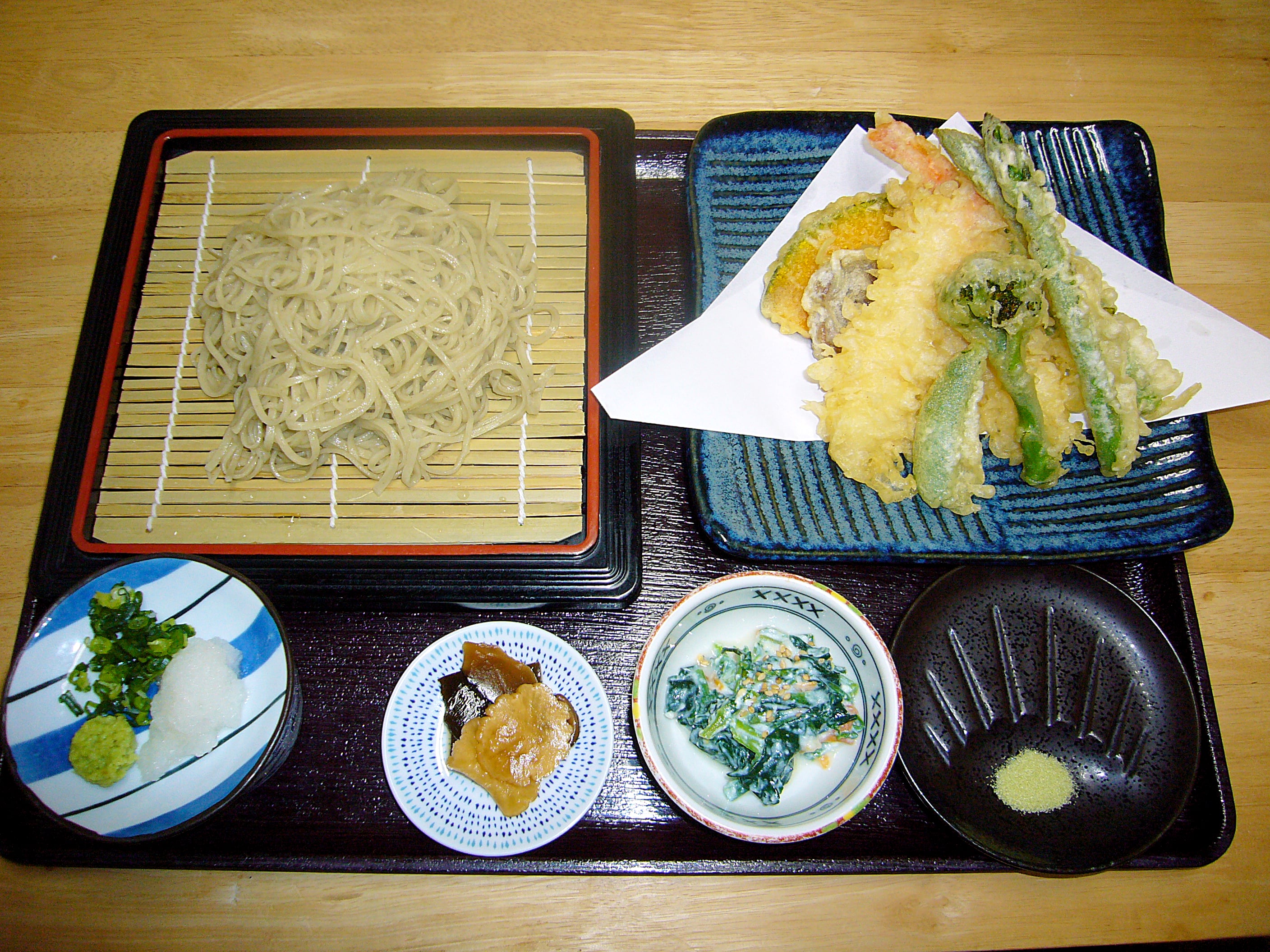 春野菜の天ぷらそば